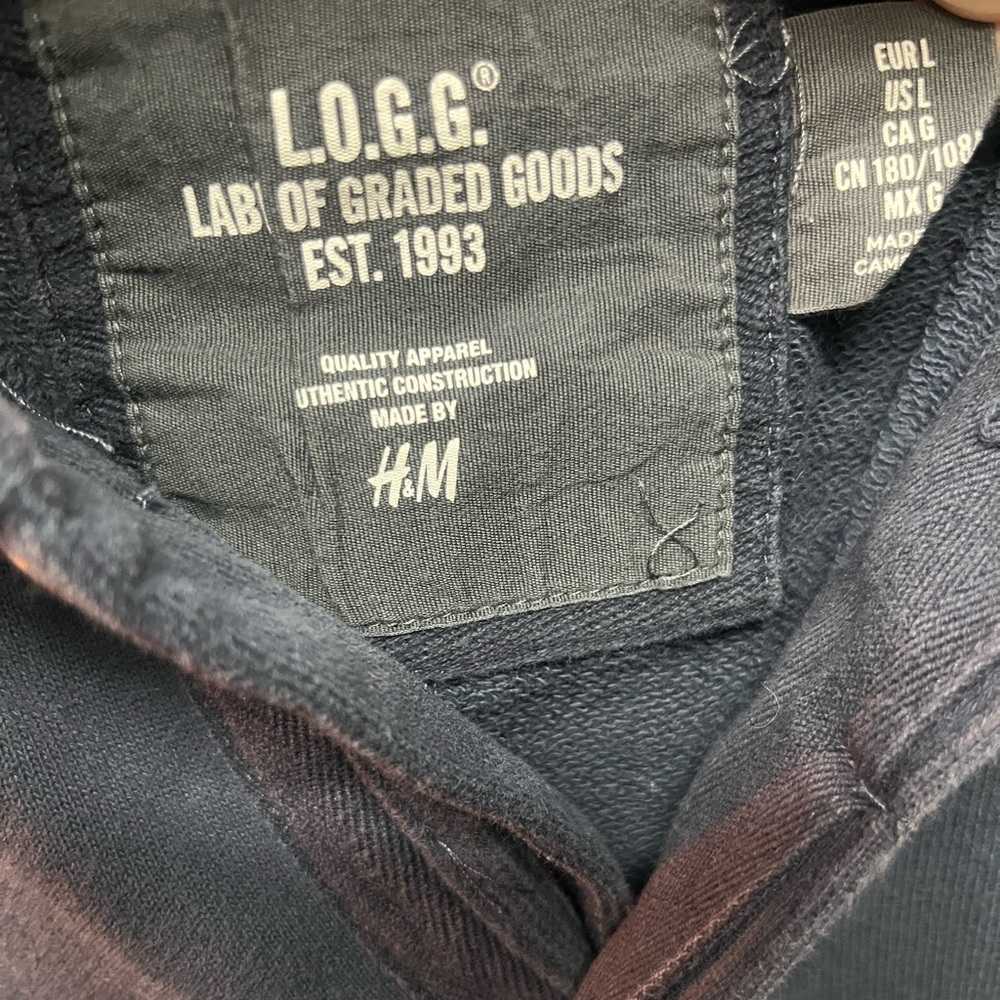 Men's Navy Hoodie with Gray Accents. Large - Picture 2 of 4